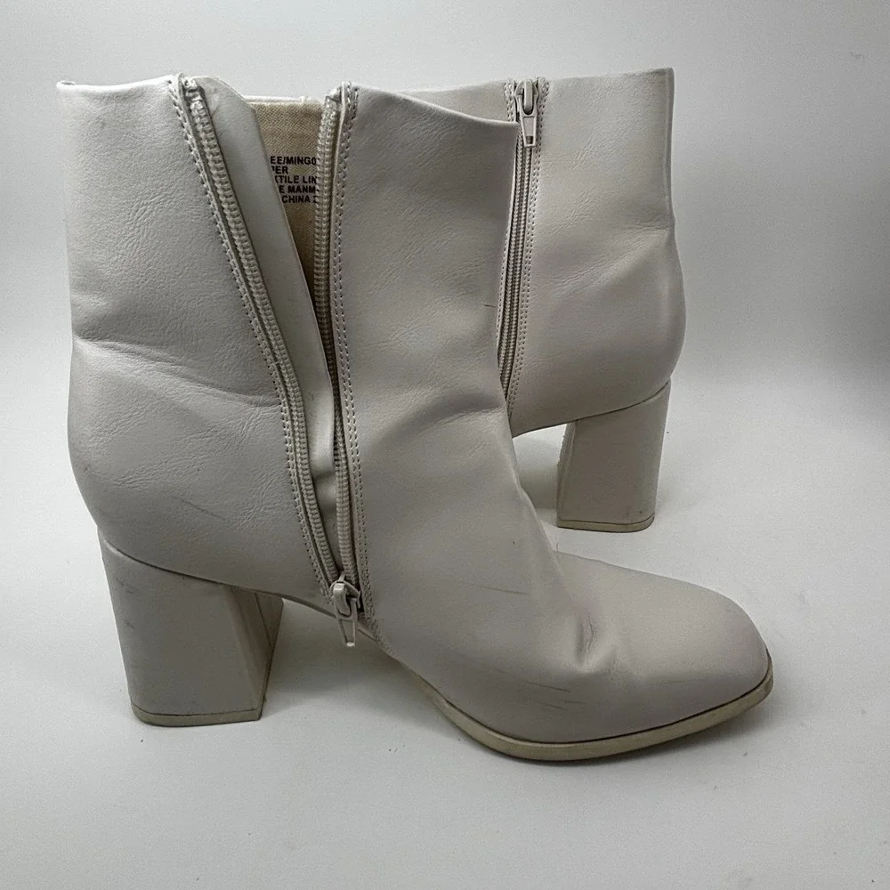 Madden Girl Ankle Boots Size 9.5 Cream Square Toe Block Heel Faux Leather Rubber